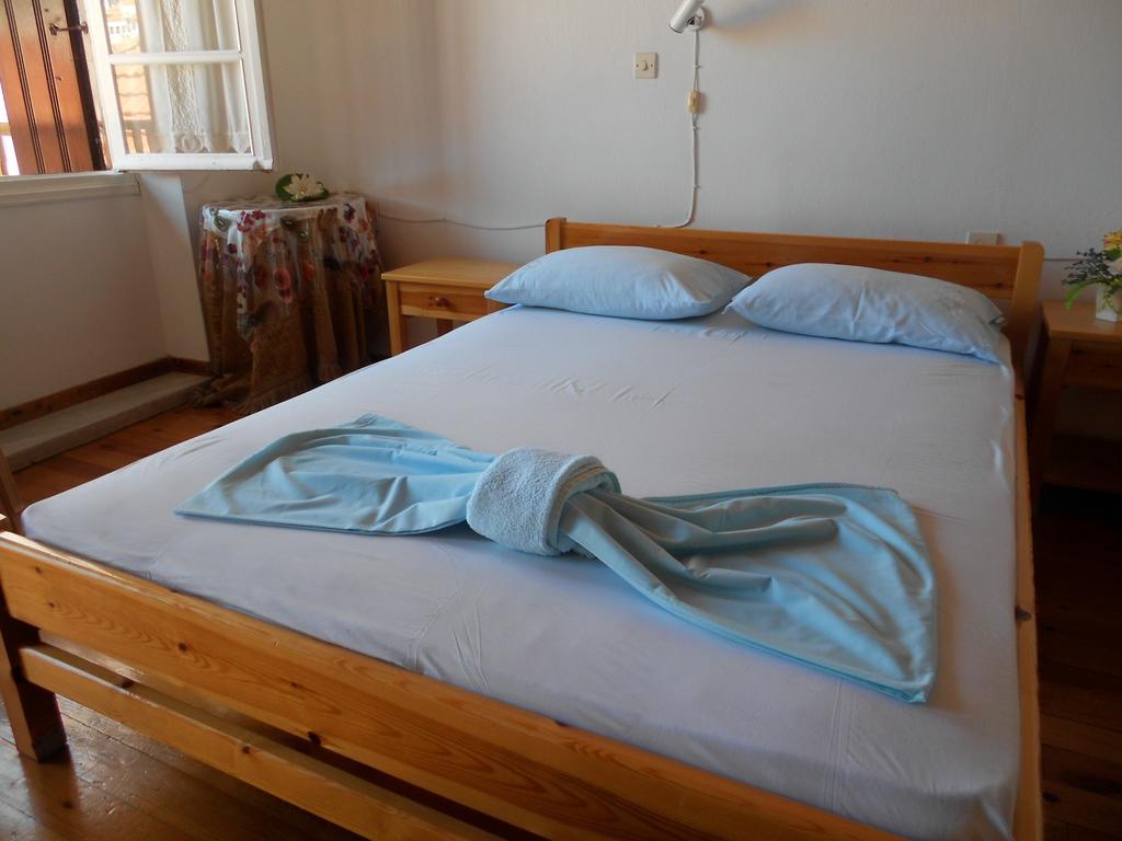 Aggela Guesthouse สโกเปลอสทาวน์ ห้อง รูปภาพ